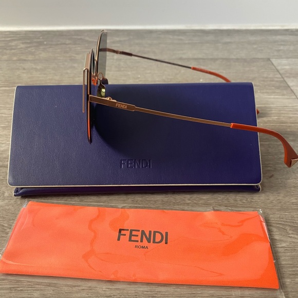 FENDI Cateye(LEI SQUARE SUNGLASSES) FF0191S000A955 - Picture 6 of 15